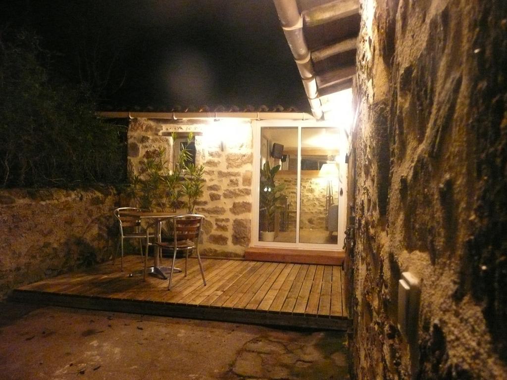 Chambres D'Hotes D'Antardieu Saint-Junien Rum bild
