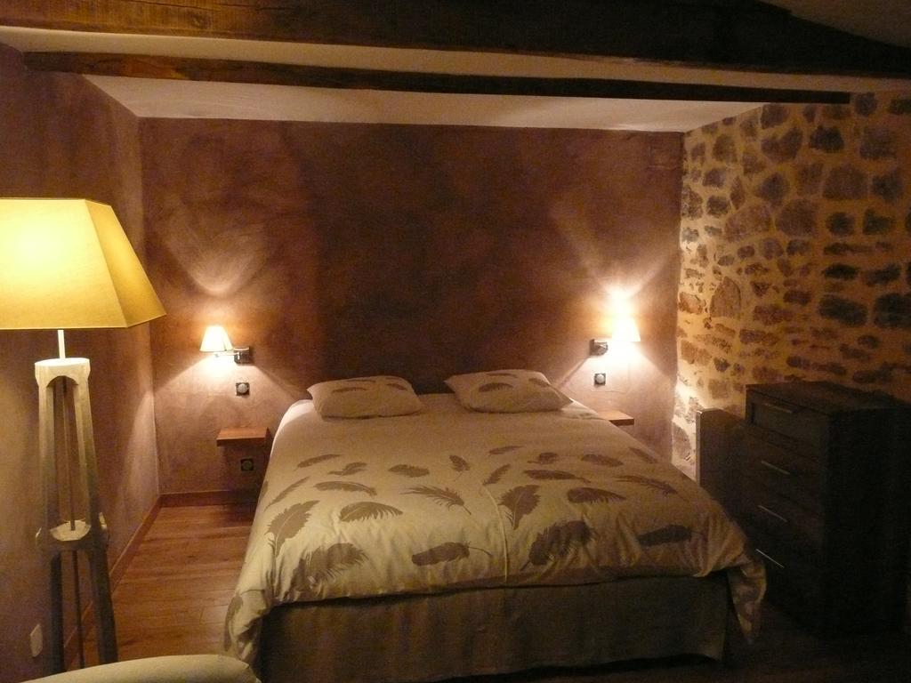 Chambres D'Hotes D'Antardieu Saint-Junien Rum bild